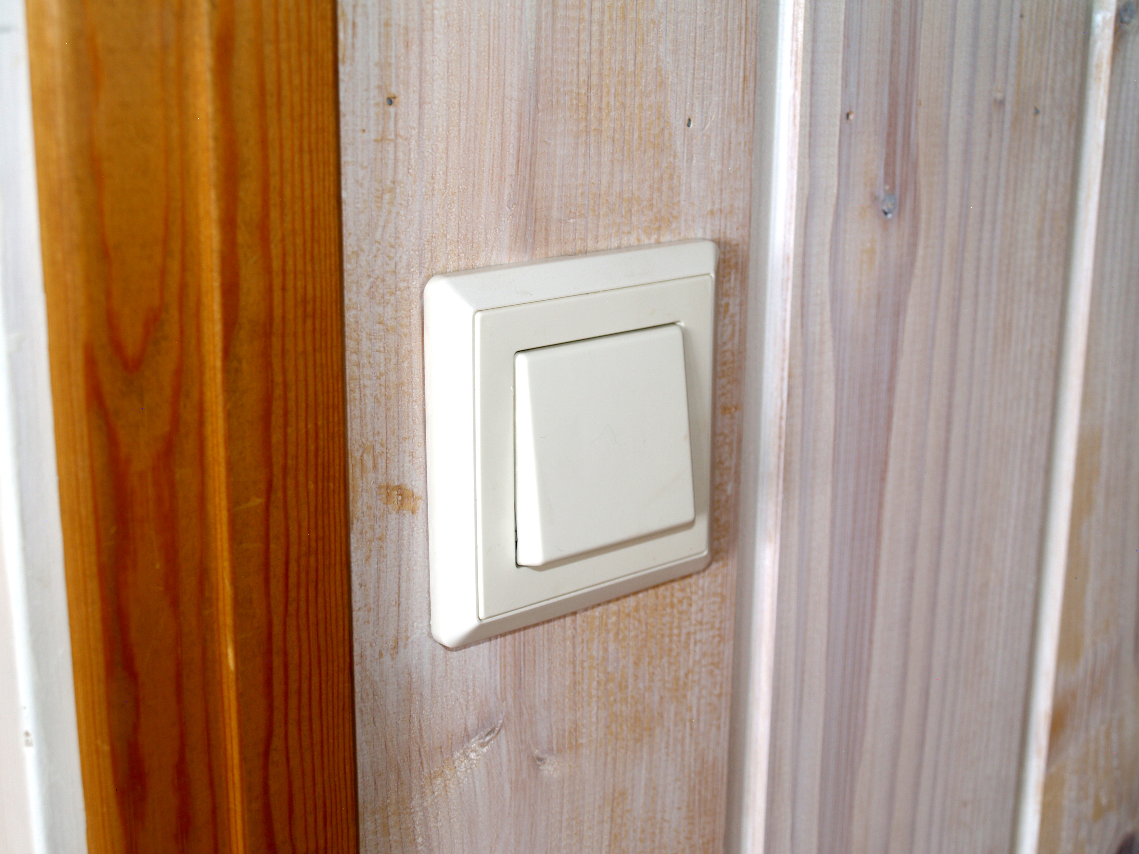 Interrupteur va-et-vient — GENERIC image 1
