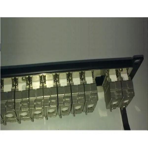 PAN24FTP6A / AL – Panneau de Brassage 24Ports