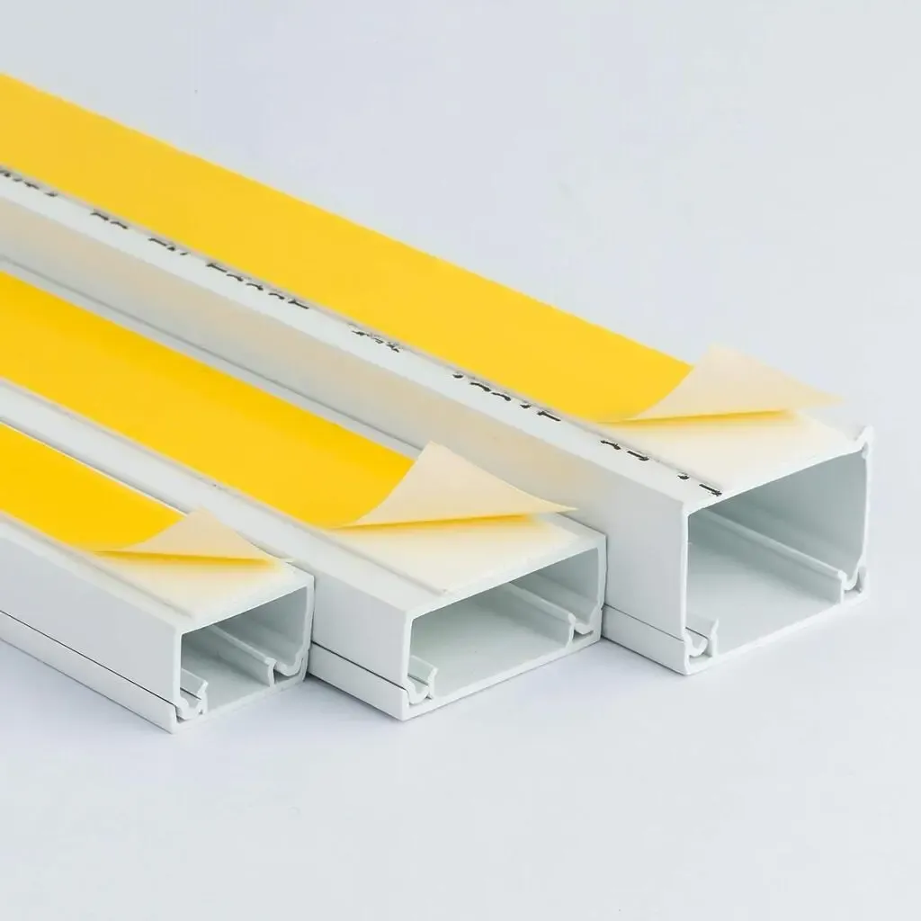 40x25 SELF ADHESIVE PVC CABLE TRUNKING Bar 2m