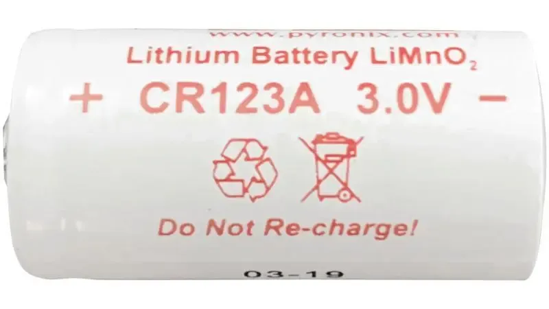 Hikvision CR-123A/(2) Lithium Batterie 1600 mAh Utilisée avec le contact de porte, la sirène extérieure, le détecteur intérieur, etc.